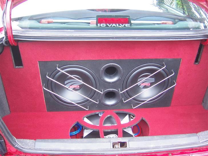 Toyota Carina E *Total skadet* - Subben selv. billede 6