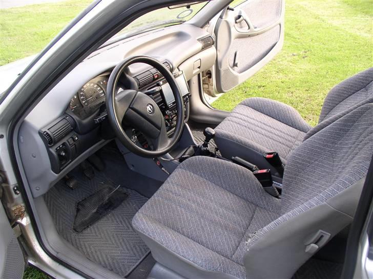 Opel astra  SOLGT billede 3