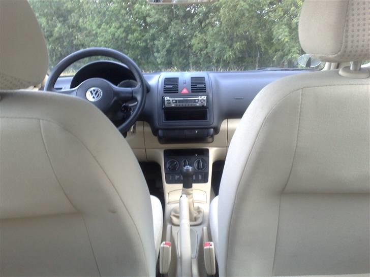 VW polo (6n2)  tilsalg/bytte - lækker kabine billede 5