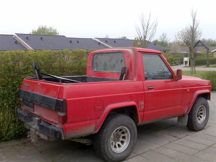 Nissan Patrol 260 Pick-up Solgt billede 2