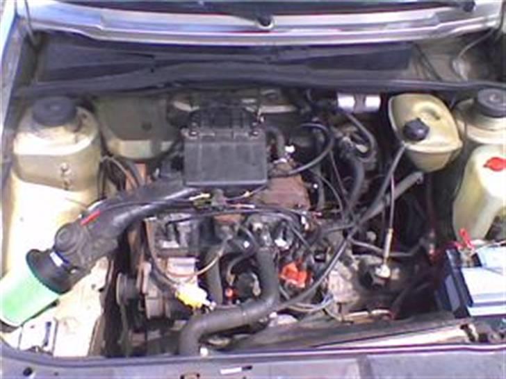 VW         Golf 2 byttet - green filter, udemærket billede 5