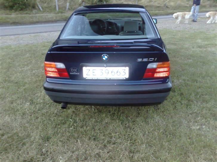 BMW 320i E36 *SOLGT* billede 5