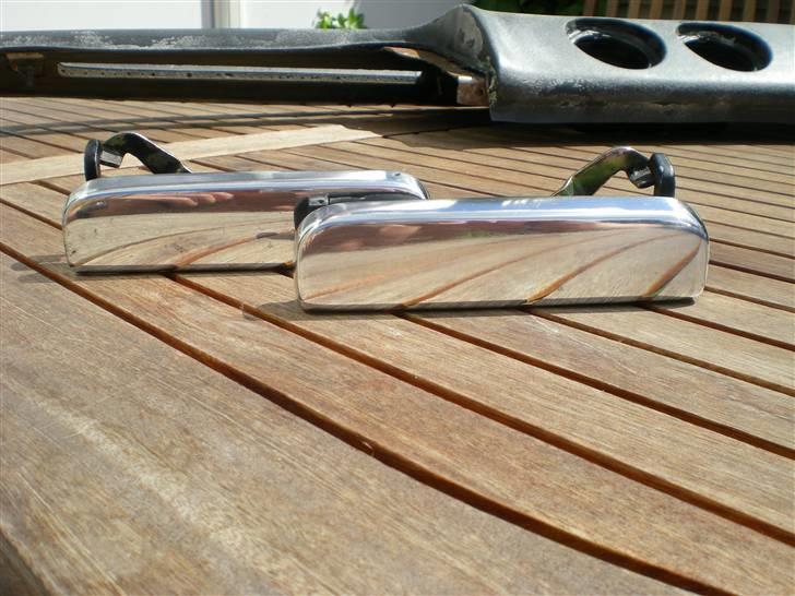 Opel Manta b CC'er (projekt) - Polerede dørhåndtag - det tog noget tid at få dem til at se sådan ud! billede 8