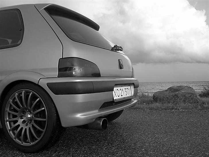 Peugeot 106 gti solgt - de "nye" baglygter et par klamme lexus som har fået lidt toning blevet helt godt nu er de faktisk fede billede 15