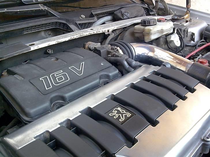 Peugeot 106 gti solgt - efter tre timers arbej er ikke poleret fædigt endnu... billede 16