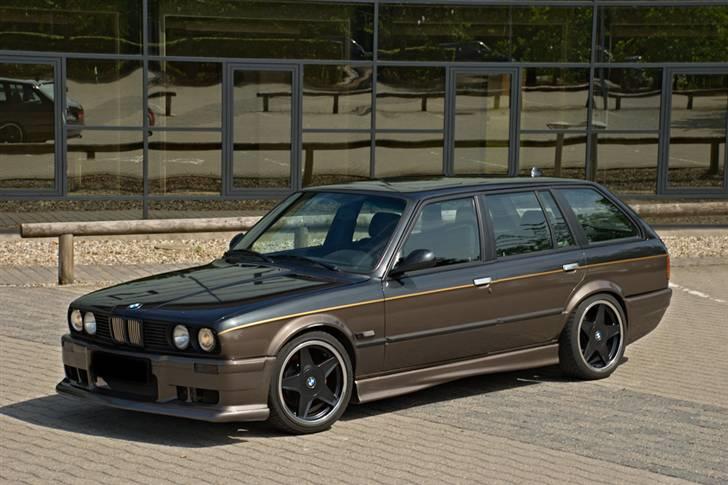 BMW 320i Touring SOLGT billede 9