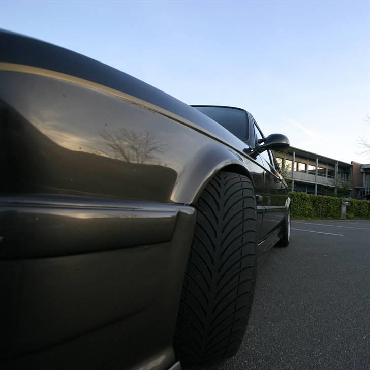 BMW 320i Touring SOLGT billede 10