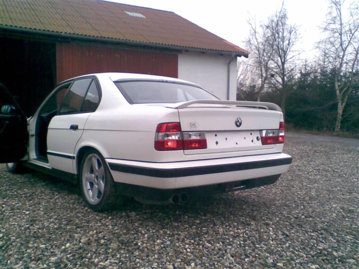 BMW 520i med 3.0i ---SOLGT--- - i venter hii billede 6