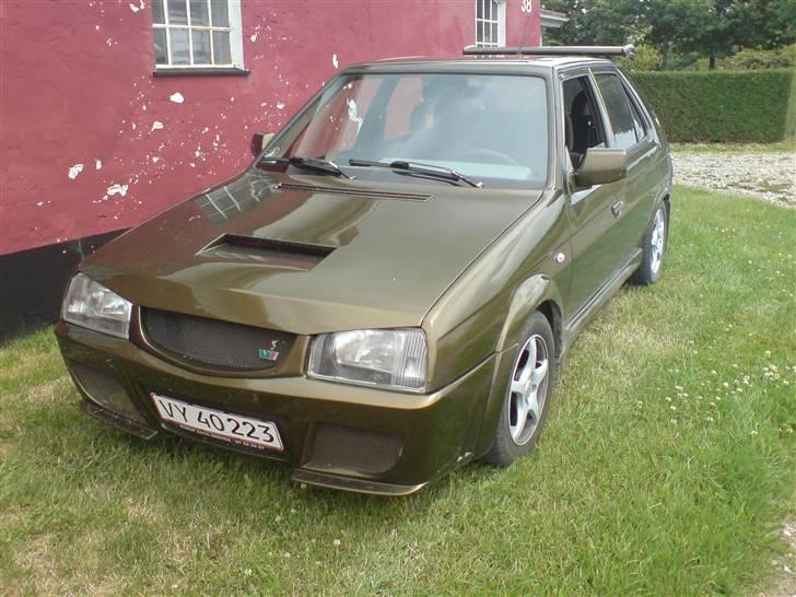 Skoda Favorit 1.3  ( skrottet ) billede 1