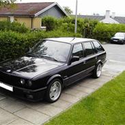 BMW 320i touring (SOLGT)