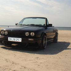 BMW BMW 325i Cabriolet Solgt