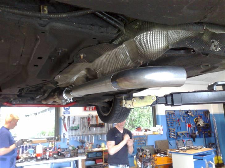 Ford Puma - tak til lasse for hjælp med udstødning billede 12