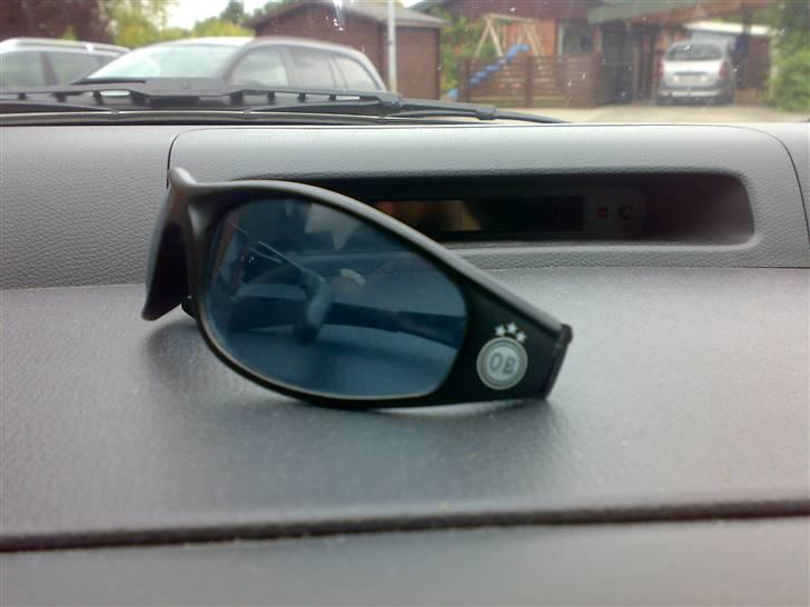 Suzuki Swift, 5 Dørs,  - Uden solbriller, dur helten ikke :) Eller hvad man nu siger :P billede 11