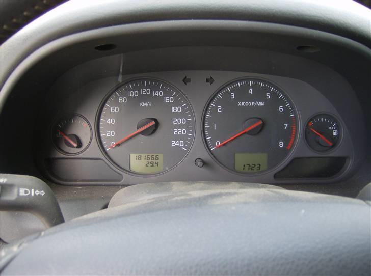 Volvo v40 1,8 jubilæum solgt billede 7