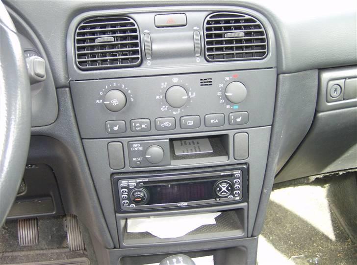 Volvo v40 1,8 jubilæum solgt billede 8