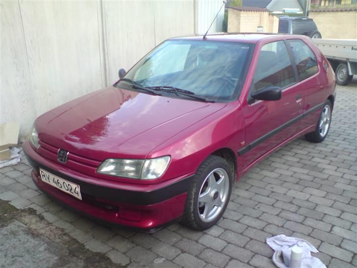 Peugeot 306 style solgt!!! - da jeg fik bilen  billede 1