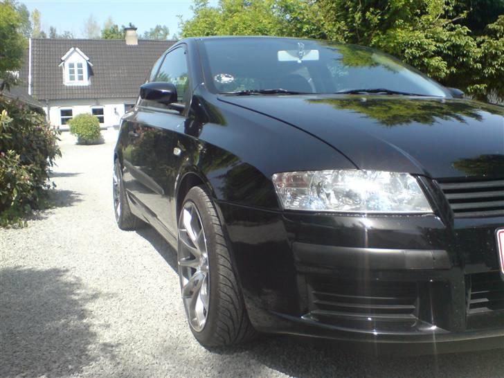 Fiat Stilo - Før: Toning, logo. billede 4