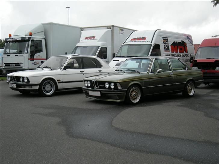 BMW E28 535i SOLGT billede 17