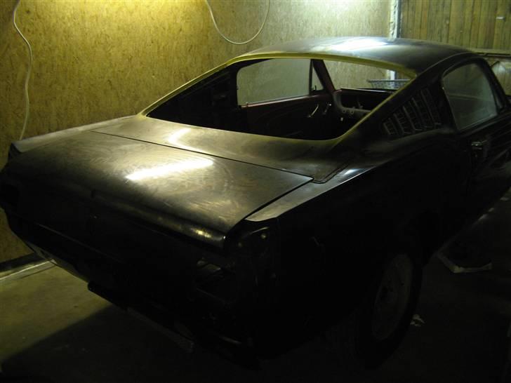 Amerikaner Mustang FastBack 2+2 - igen bare bagfra billede 8