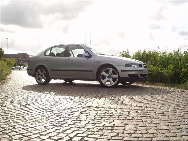 Seat Toledo 1.9 TDI 110 - SOLGT billede 4