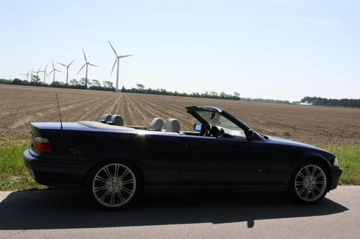 BMW 325i Cabriolet billede 2