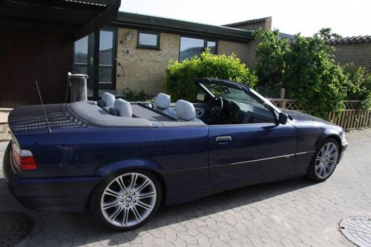 BMW 325i Cabriolet billede 7