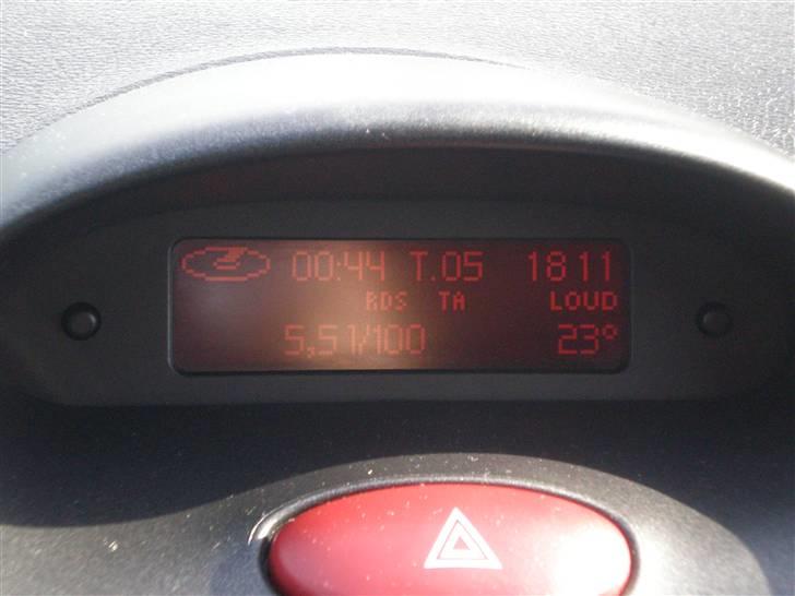 Peugeot 206 SW GTI.... SOLGT - Selvom man kører GTI kan man godt køre økonomisk.. her går den ca 18km/l ved 90 km/t i 5 gear billede 13