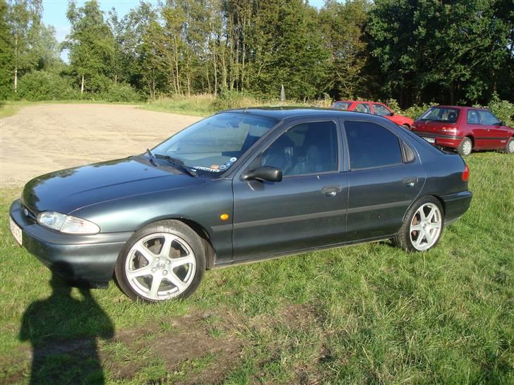 Ford Mondeo 1,8i 16V *Solgt* billede 10