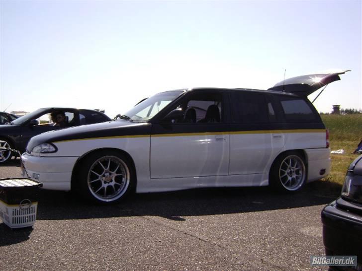 Opel Astra F Caravan Solgt - Har i set Bodil? billede 1