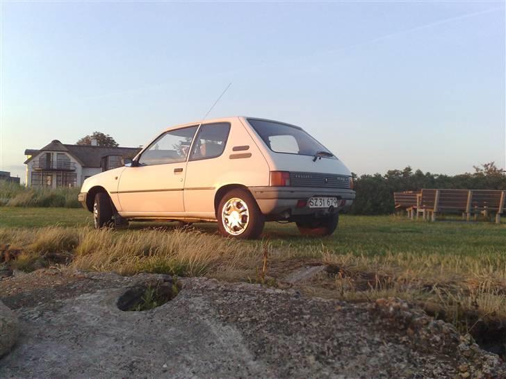 Peugeot 205 XR billede 6