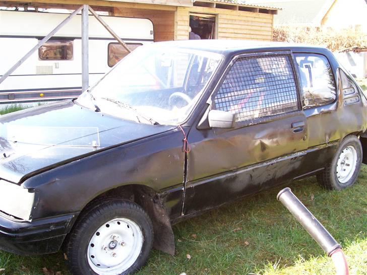 Peugeot 205 folkeracer (DØD) billede 5