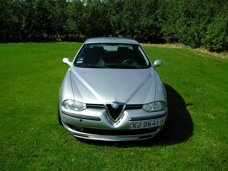 Alfa Romeo 156/total skadet. billede 1