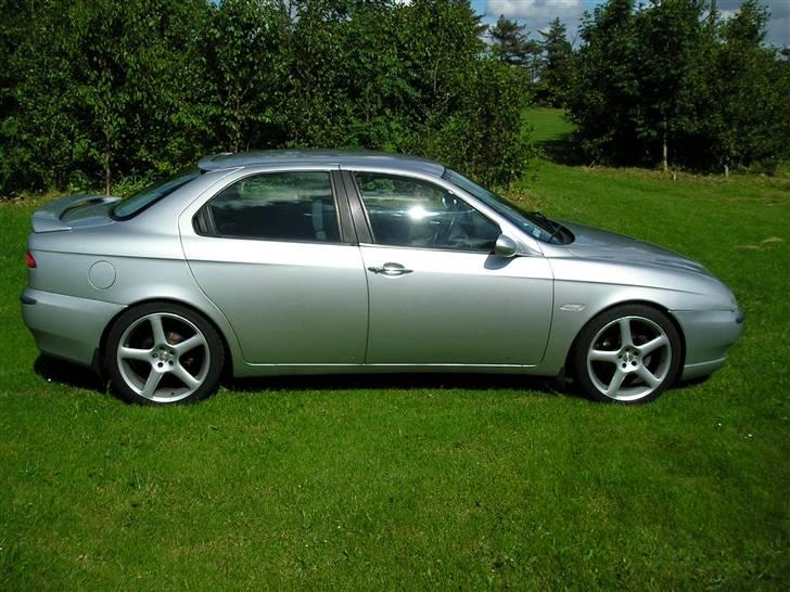 Alfa Romeo 156/total skadet. billede 5