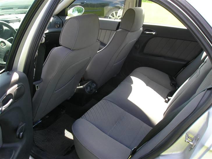 Alfa Romeo 156/total skadet. billede 11