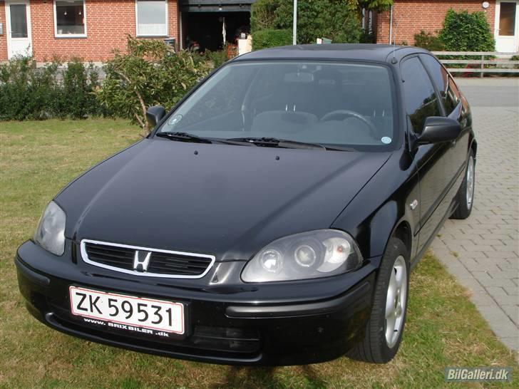 Honda Civic 1.5i VTEC billede 8