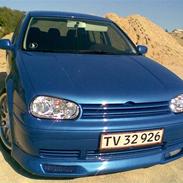 VW GolF-4