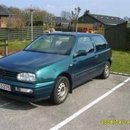 VW Golf 1.8