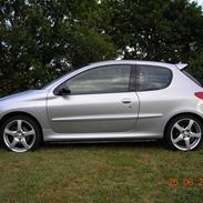 Peugeot 206 2,0 RC 