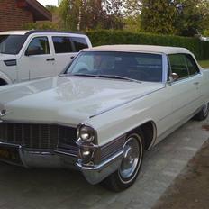 Cadillac DeVille 