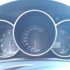 Mazda 3 sedan :SOLGT.