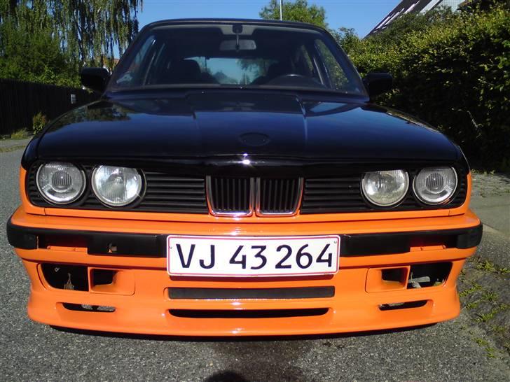 BMW 320 i Touring billede 1