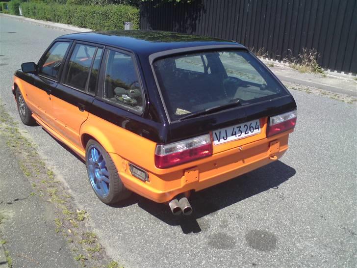 BMW 320 i Touring billede 16