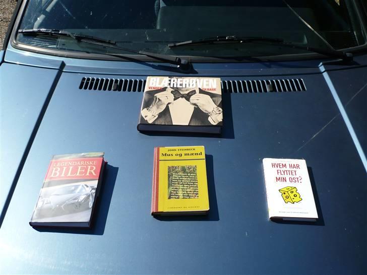 VW Golf II "Apollon" *Solgt* - Bøger enhver respektabel mand burde læse..  billede 16