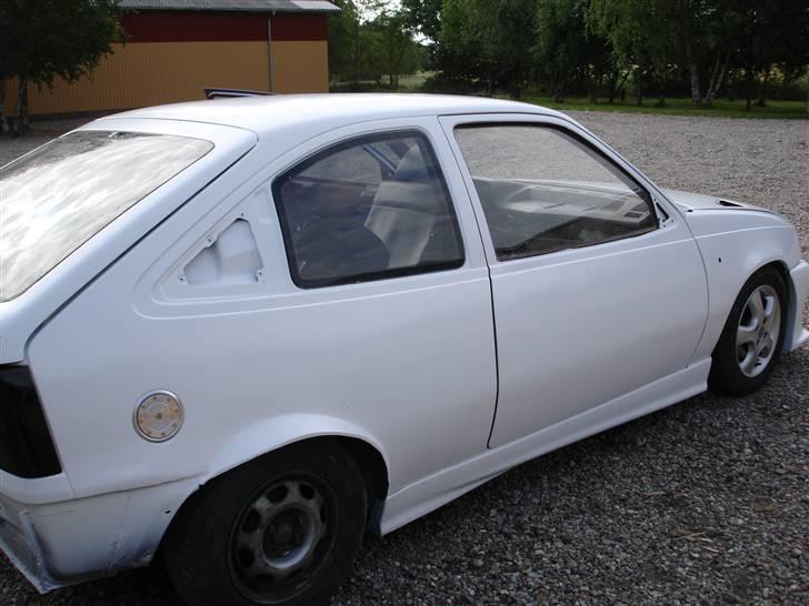 Opel kadett e billede 4