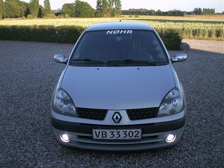 Renault Clio 1,5 dCi - Så er der kommet xenon i tågelygterne. 10000K billede 10