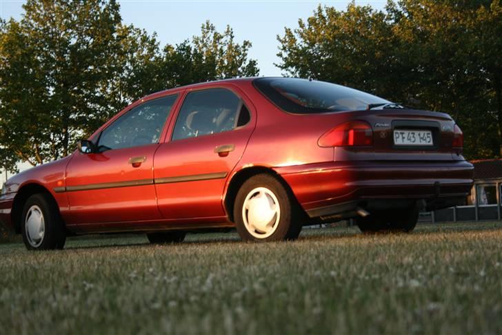 Ford Modeo 1.8 TIL SALG billede 3