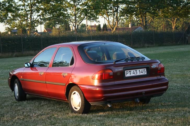 Ford Modeo 1.8 TIL SALG billede 4