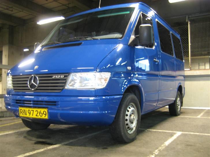 Mercedes Benz Sprinter 212D billede 10