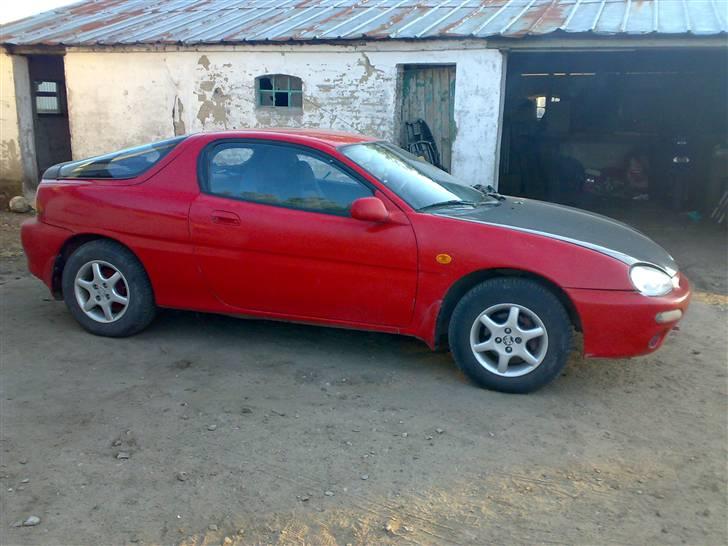 Mazda mx3 1,6 (solgt) billede 2