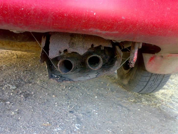 Mazda mx3 1,6 (solgt) - tro det eller ej,  men det er sku en REMUS potte billede 18